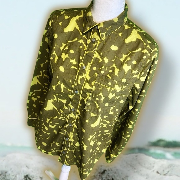 J. Crew ‘Groovy Button-Up Shirt’ in “Camo Flowers” with Yellow Piping Size Small - Picture 15 of 15